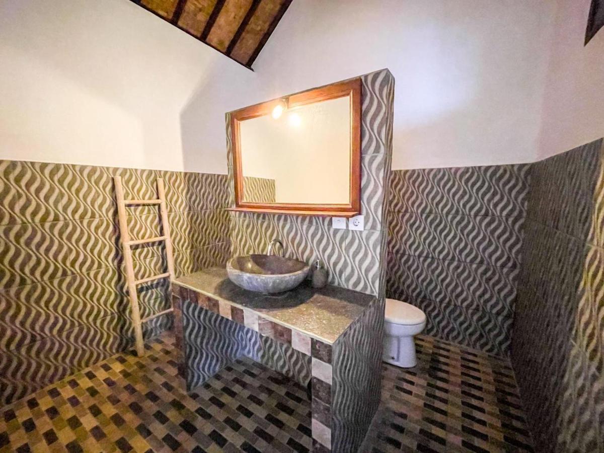 Enak Bungalow آميدْ المظهر الخارجي الصورة